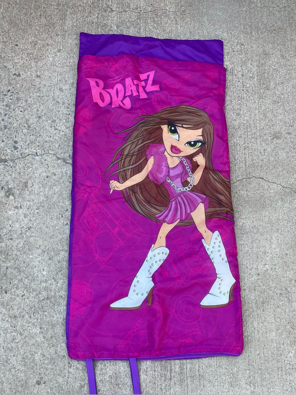 Vintage Y2K Bratz Yasmin Sleeping Bag Good Condition